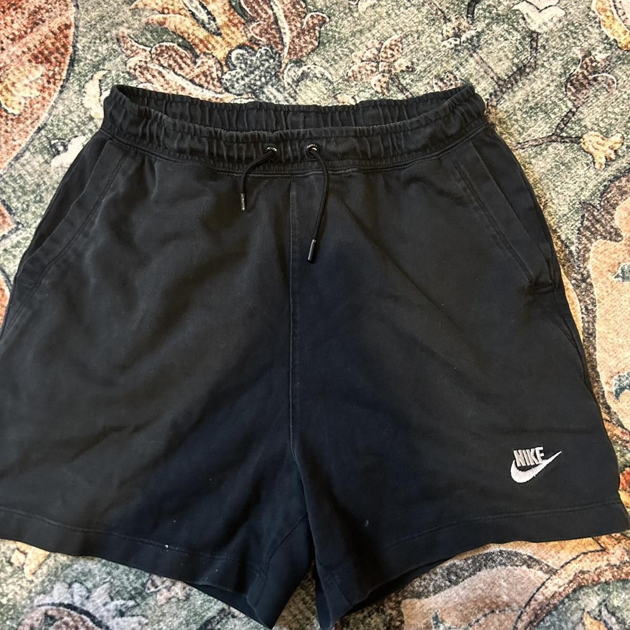 Nike Nike Black Shorts Size S Size 30" / US 8 / IT 44 - 1 Thumbnail