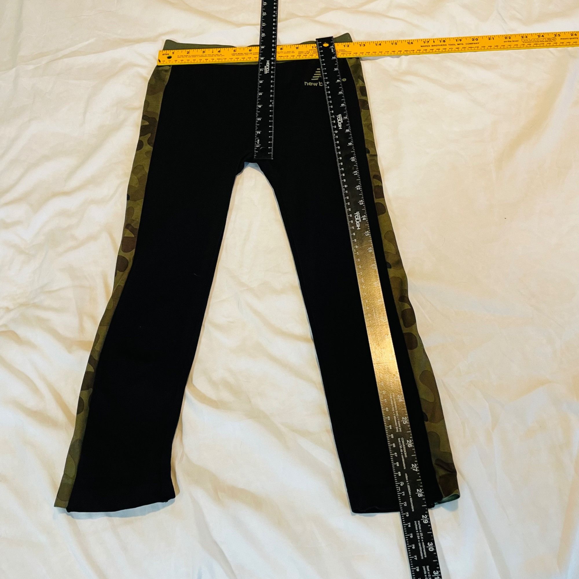 New Balance New Balance Women Leggings Camo Side Stripe Light Weight Siz Size 26" / US 2 / IT 38 - 4 Thumbnail