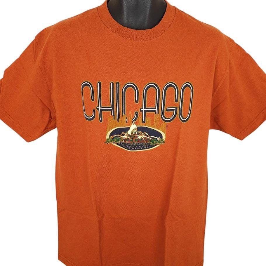 Vintage Vintage Chicago T Shirt Mens Size Large Orange 90s Travel Size US L / EU 52-54 / 3 - 1 Thumbnail