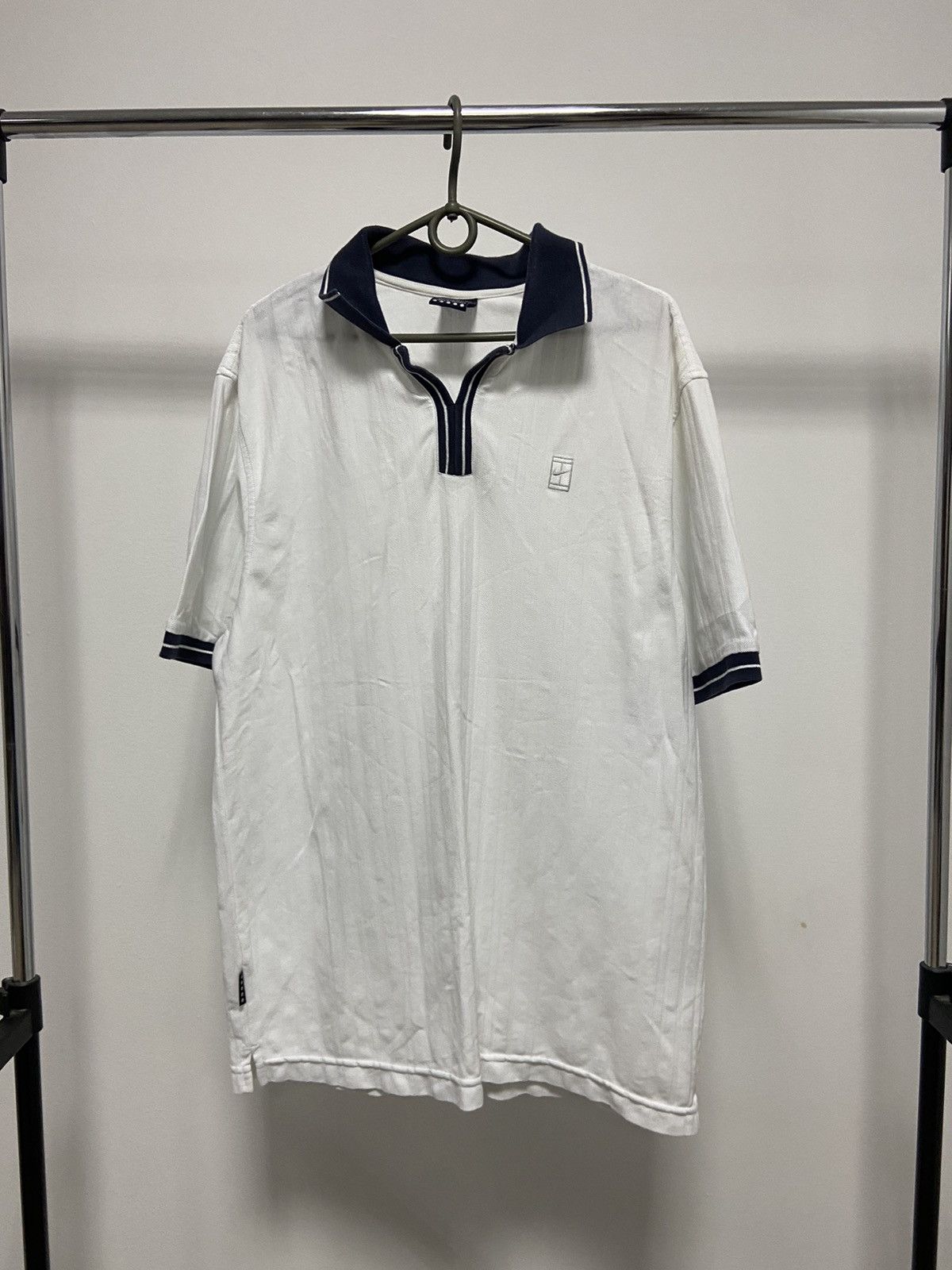 Nike × Vintage Nike Court Vintage Small logo T Shirt Polo Tennis Size US M / EU 48-50 / 2 - 1 Thumbnail