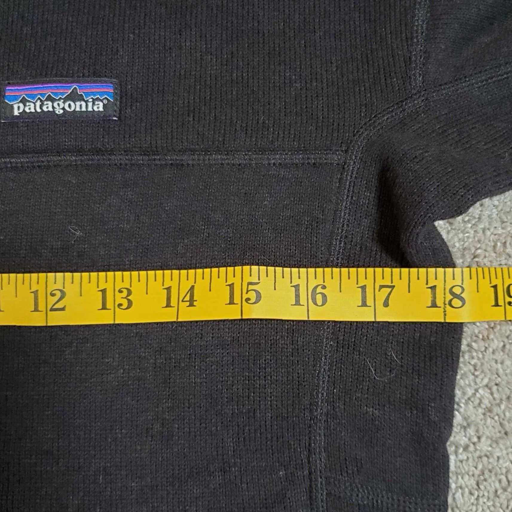 Patagonia Patagonia Fleece 1/4 Zip Pullover Womens Small Black Long Sleeve Mock Neck S Shirt Pullover Womens Black 90s? Size S / US 4 / IT 40 - 6 Thumbnail
