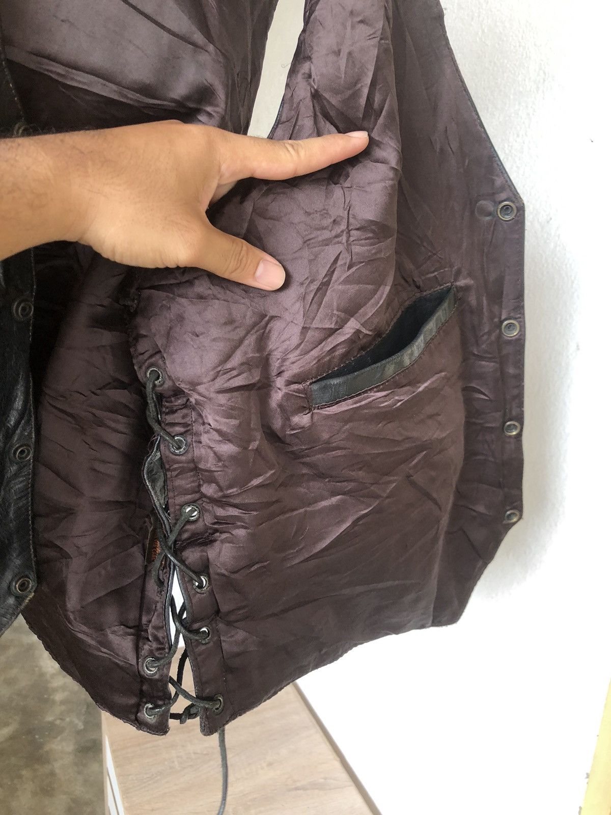 Vintage Vintage Unik Indian Head Leather Vest Like Perfecto Size US XL / EU 56 / 4 - 13 Thumbnail