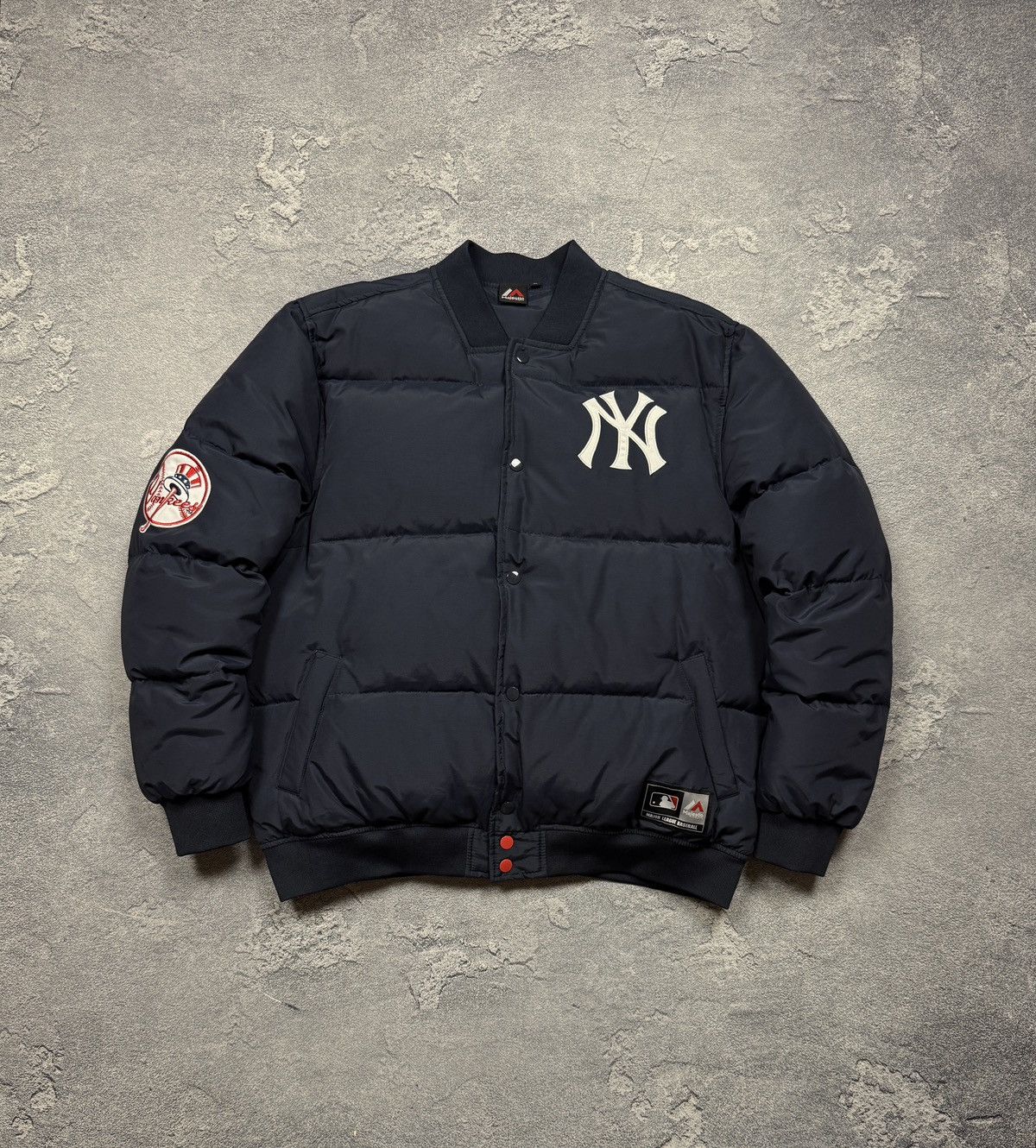 New York Yankees Vintage New York Yankees Puffer Jacket Size US XL / EU 56 / 4 - 1 Thumbnail