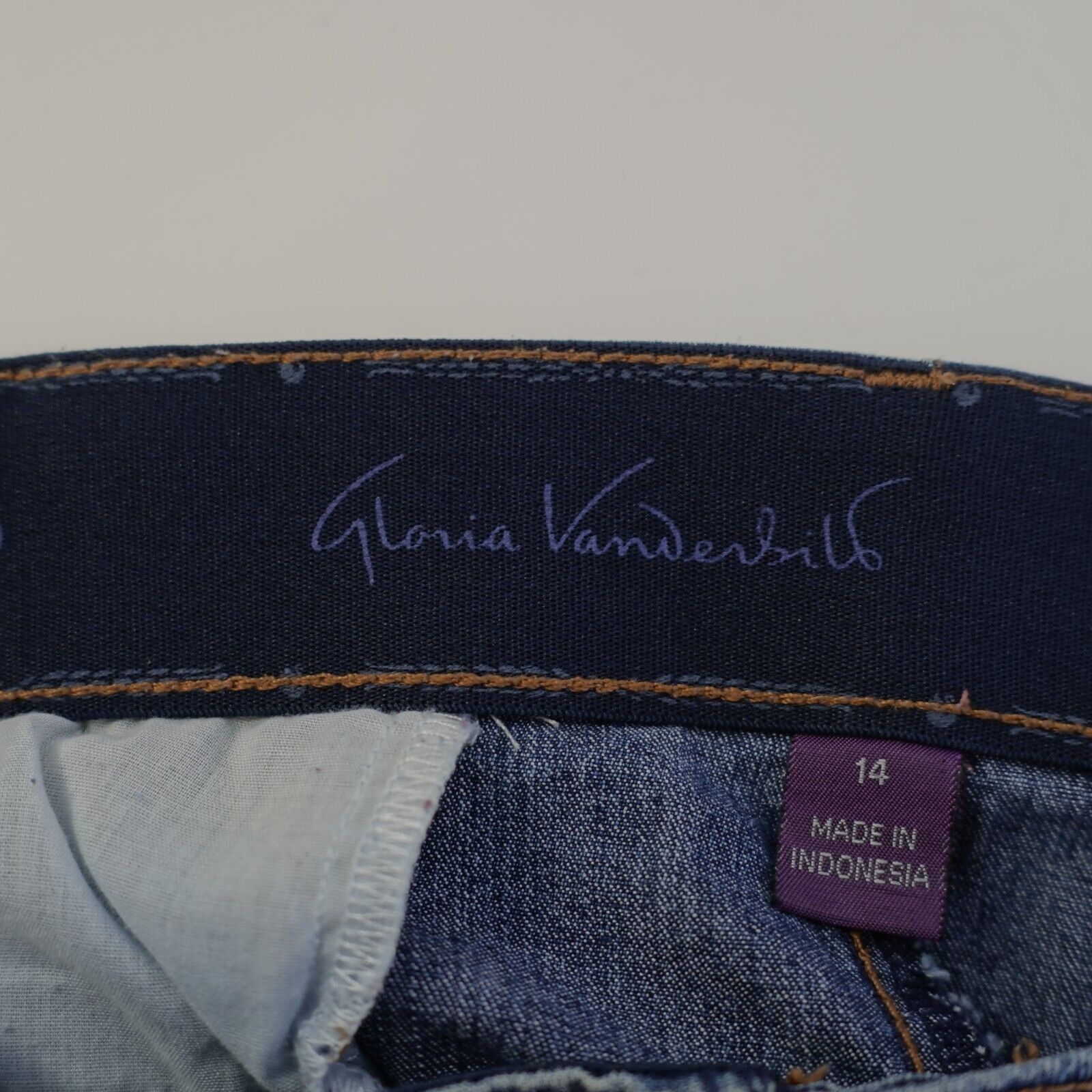 Gloria Vanderbilt Gloria Vanderbilt Capri Denim Elastic Waist Jeans Size 14 Hi Size 36" / US 14 / IT 50 - 6 Thumbnail