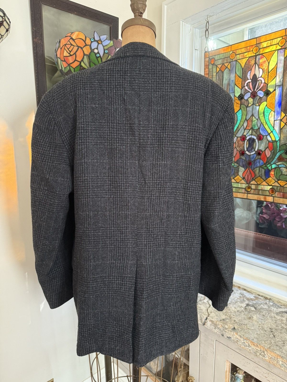 Saks Fifth Avenue VTG Grey Red Stripped Black Tweed 100% Wool Blazer Mens 44R Size 44R - 4 Thumbnail