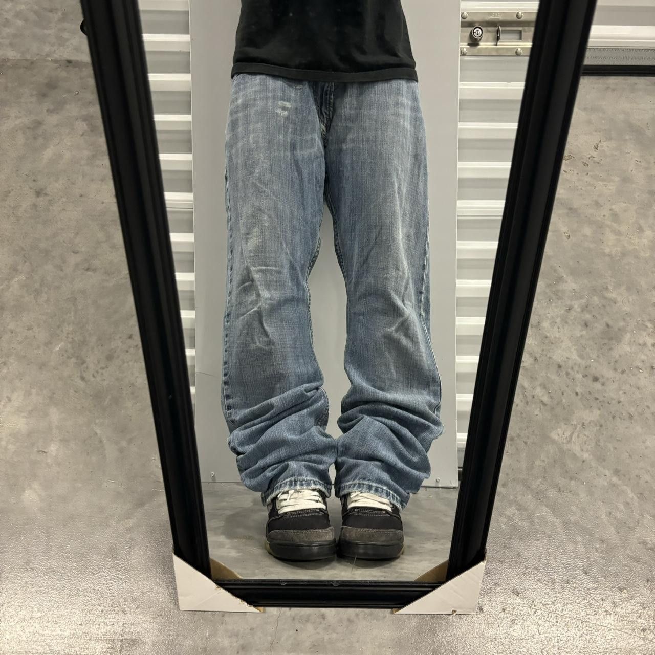 Levi's × Vintage Crazy Vintage Y2K/2000s Grunge Faded Light Wash Levi’s Denim Jeans! Size US 33 - 1 Thumbnail
