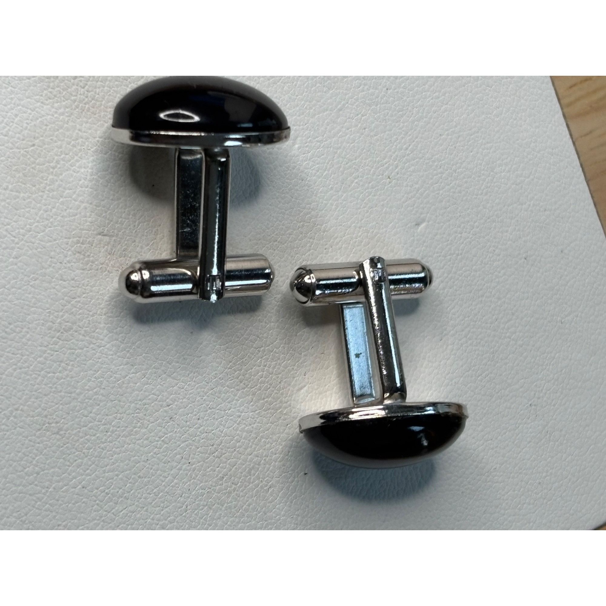 Other Black Oval Cufflinks With Silver-Tone Base For Men Size ONE SIZE - 4 Thumbnail