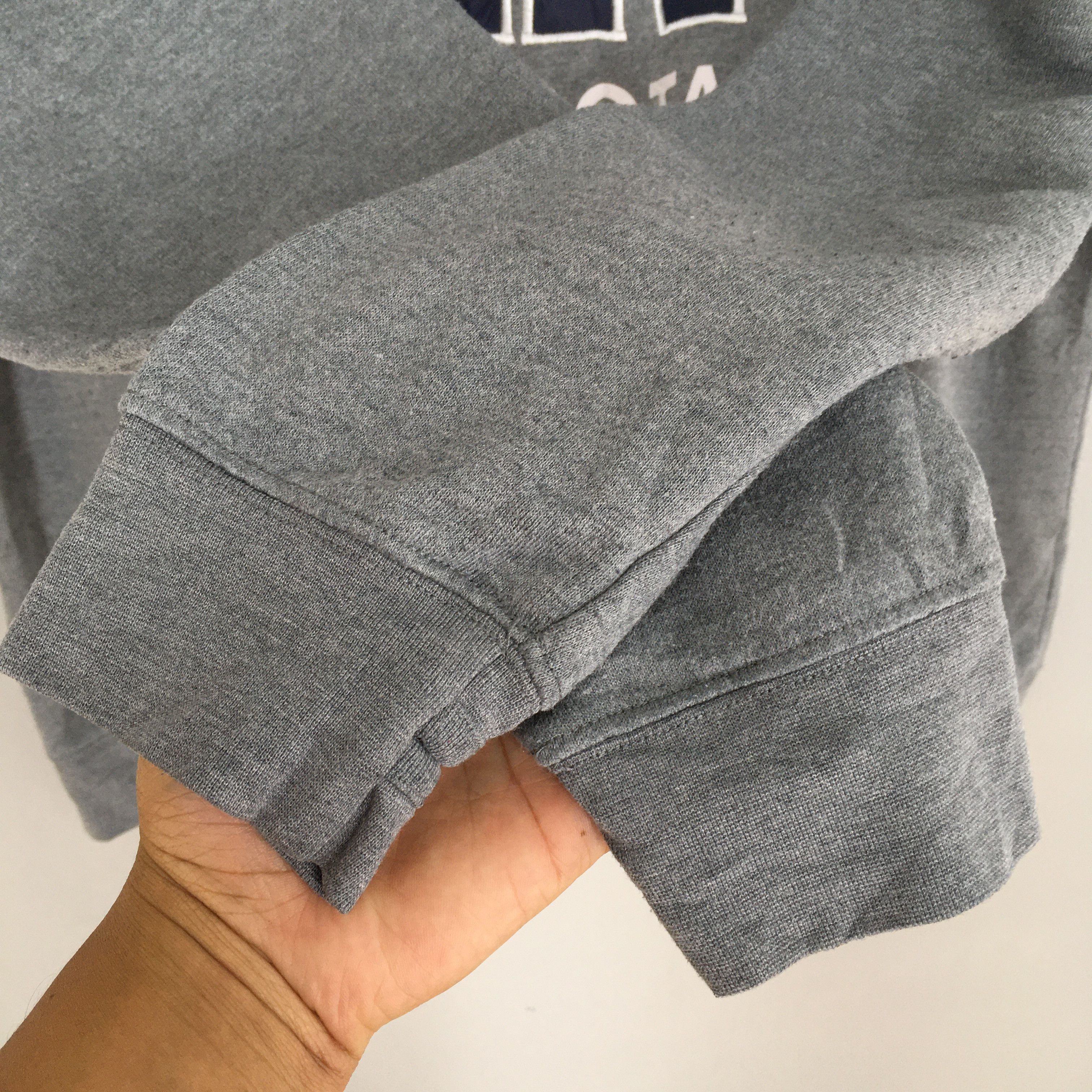 Other Vintage Minnesota State Gray Sweatshirt XLarge Size US XL / EU 56 / 4 - 4 Thumbnail