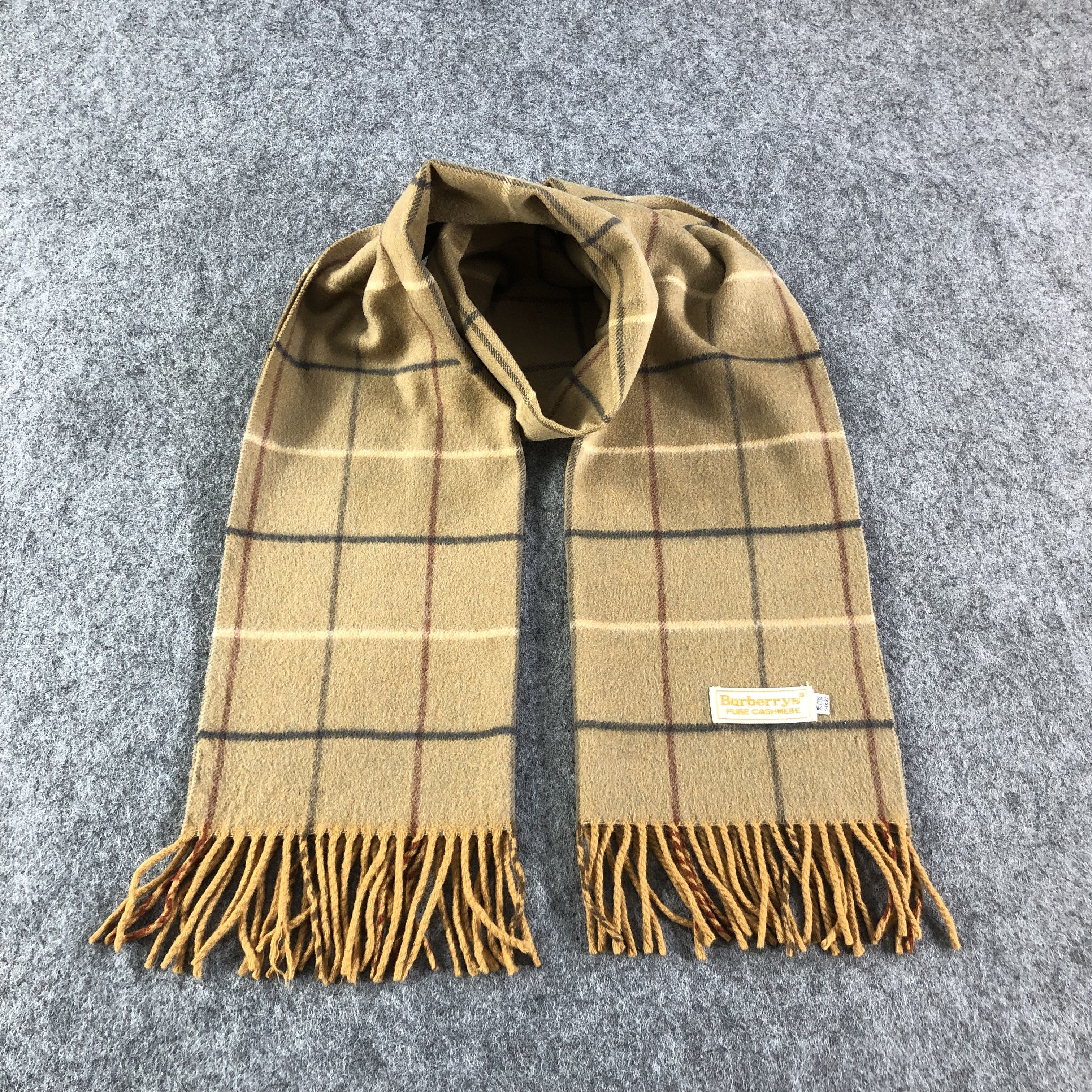 Burberry Burberrys Nova Check Cashmere Scarf Muffler V1612 Size ONE SIZE - 1 Thumbnail