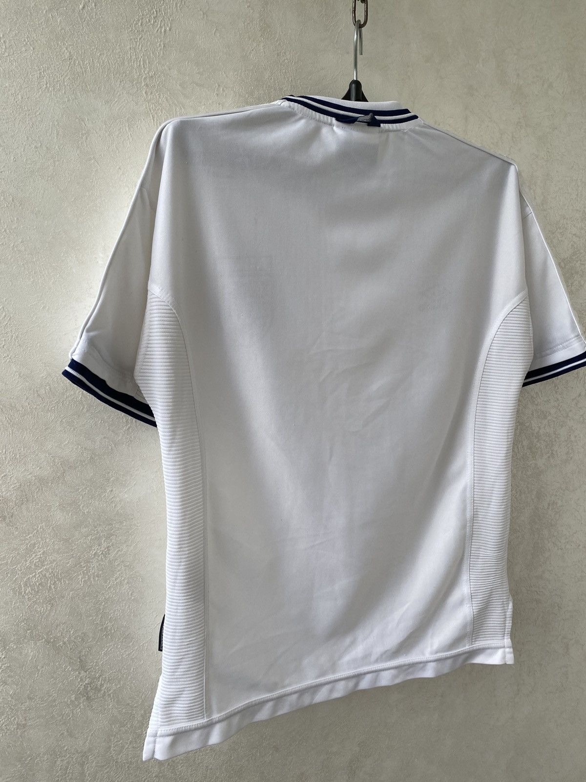 Umbro Vintage UMBRO England 1999-2001 Home Vapa Football Shirt Size US S / EU 44-46 / 1 - 22 Thumbnail