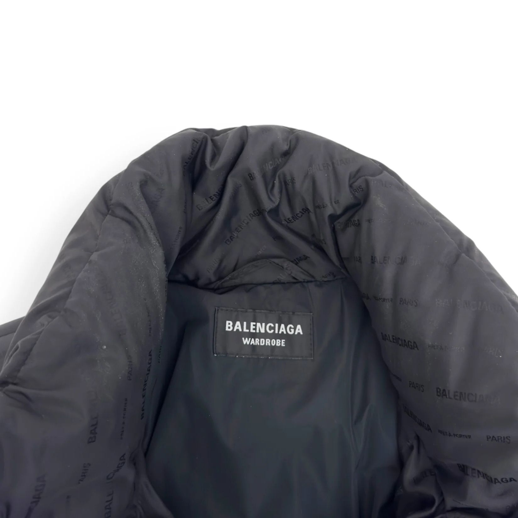 Balenciaga Balenciaga Oversized Quilted Logo Jacquard Puffer Jacket Size US L / EU 52-54 / 3 - 10 Thumbnail