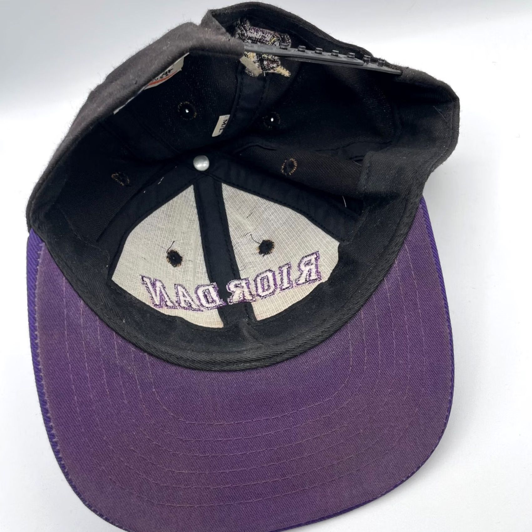 Vintage VINTAGE Riordan Boosters Hat Cap Mens Black Embroidered Logo Baseball High School Size ONE SIZE - 6 Thumbnail