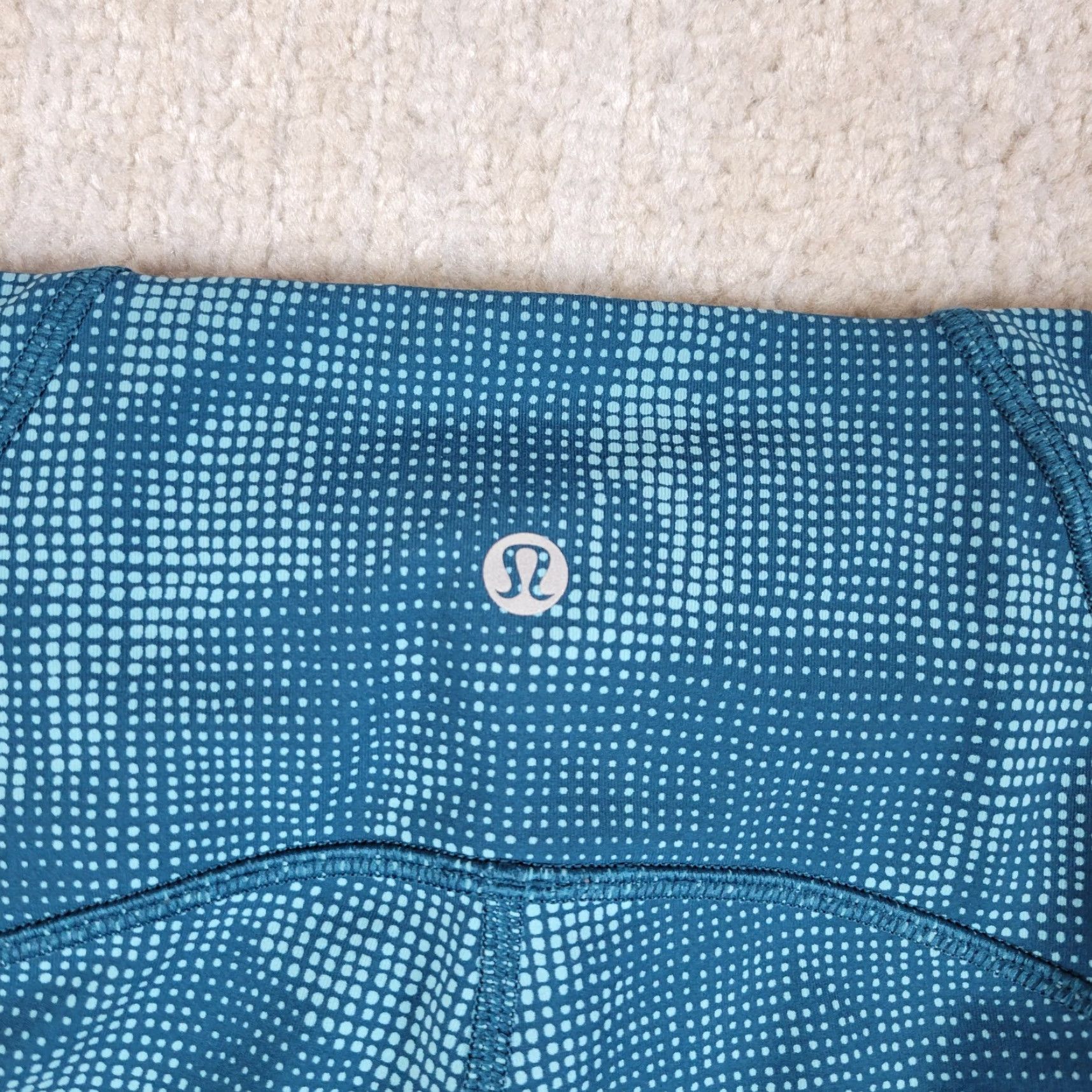 Lululemon Fast and Free High-Rise Tight 25 Womens Size 6 Blue Nulux Geometric