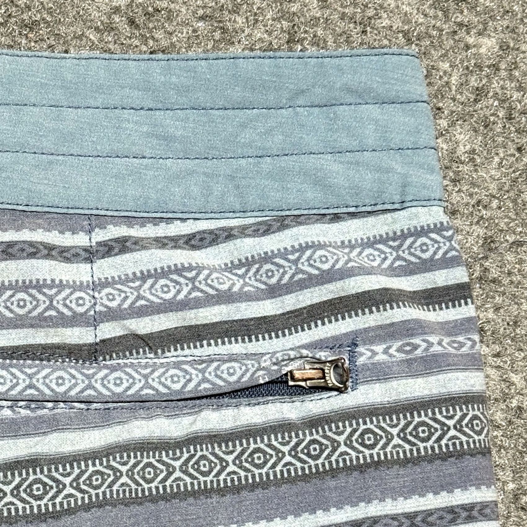 Faherty Faherty Boardshorts Mens 34 Classic Blue Falls Ikat Swim Shorts Bathing Suit Geometric Beach Size US 34 / EU 50 - 3 Thumbnail