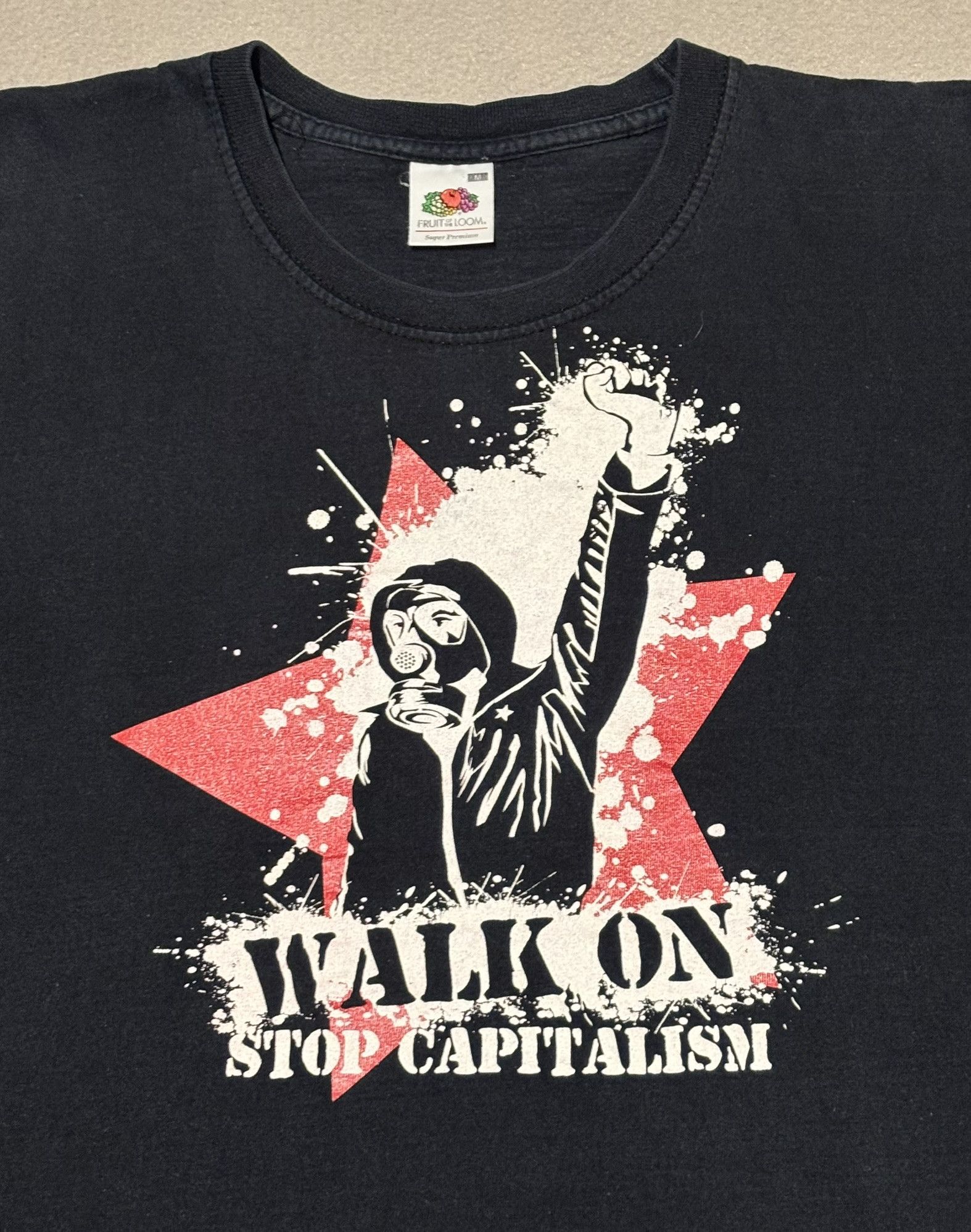Fruit Of The Loom T-shirt Walk on stop capitalism 2007 Fruit of the Loom Size US S / EU 44-46 / 1 - 6 Thumbnail