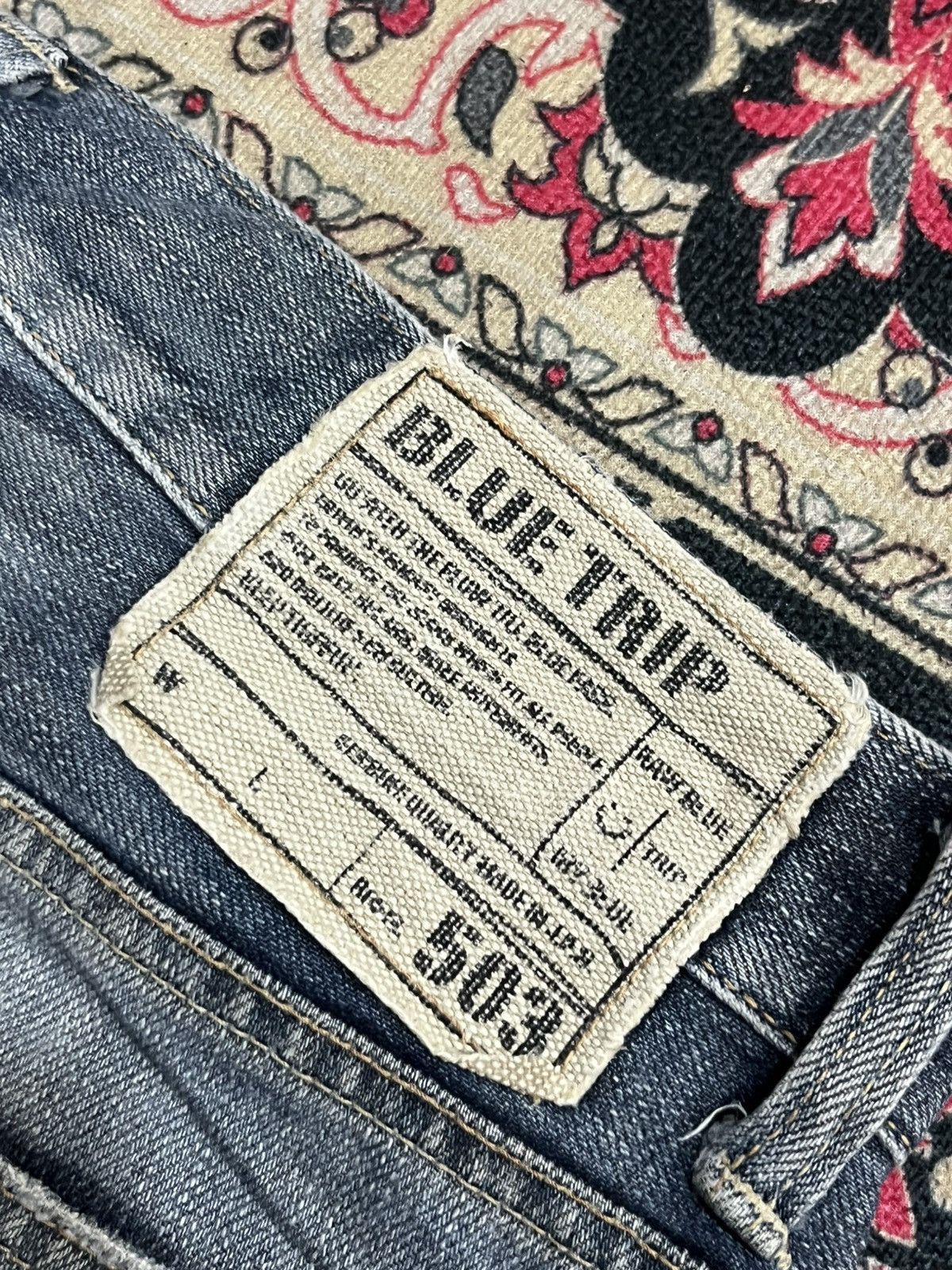Edwin Edwin 503 Blue Trip Blue Washed Distressed Straight Jeans Size US 30 / EU 46 - 8 Thumbnail