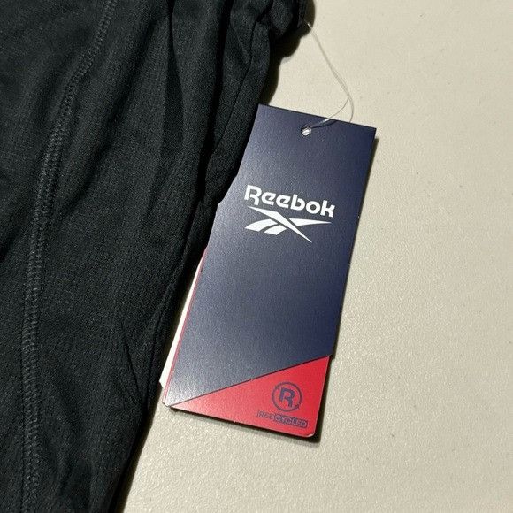 Reebok NWT REEBOK BLACK RUN SPEEDWI TANK TOP SZ MEDIUM M Size M / US 6-8 / IT 42-44 - 3 Thumbnail