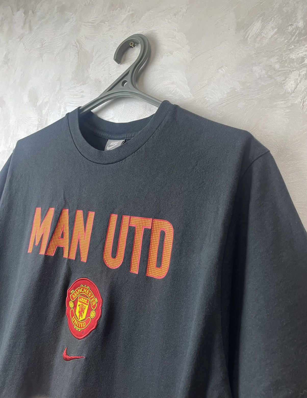 Nike Manchester United Nike Vintage Rare t-shirt training Size US XL / EU 56 / 4 - 2 Thumbnail