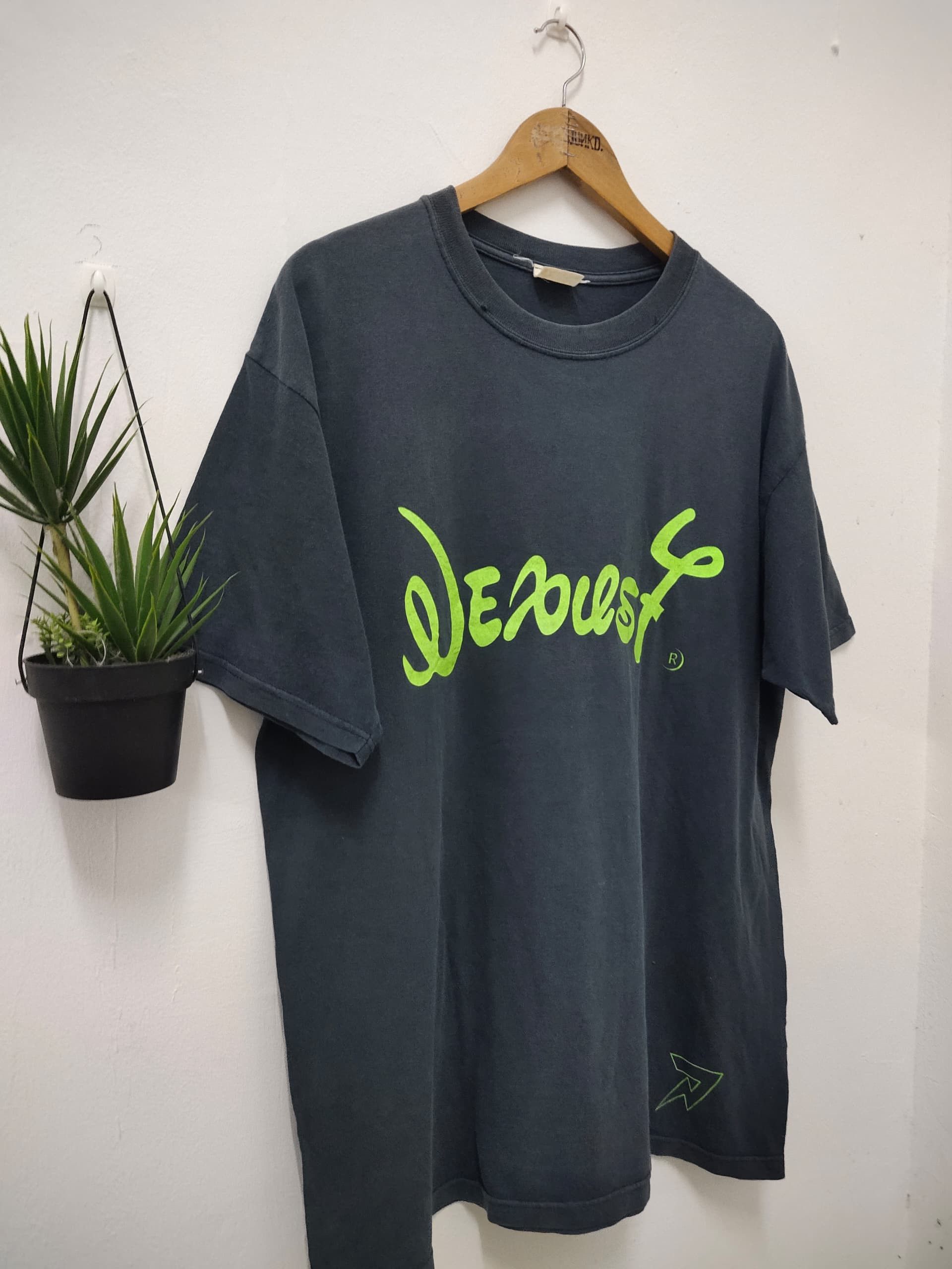 Japanese Brand Vintage 90s Nexus 7 glow in the dark print girl graphic tees Size US XL / EU 56 / 4 - 4 Thumbnail