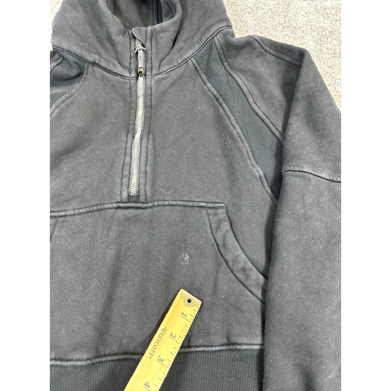 Lululemon Lululemon Scuba Hoodie Womens M Black Pullover Navy Logo Lightweight Fleece Activewear Winter/Run Womens Size M / US 6-8 / IT 42-44 - 4 Thumbnail
