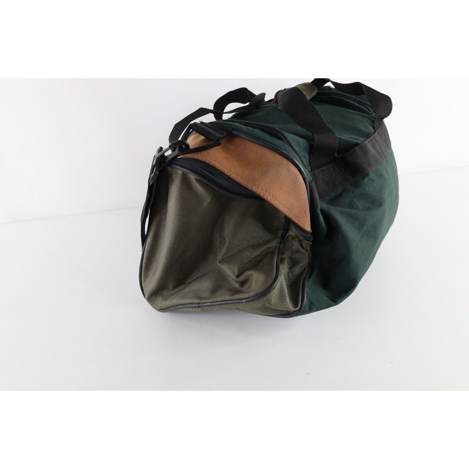 Jeep × Vintage Vintage 90s Y2K Jeep Motors Travel Equipment Duffel Bag Size ONE SIZE - 8 Thumbnail