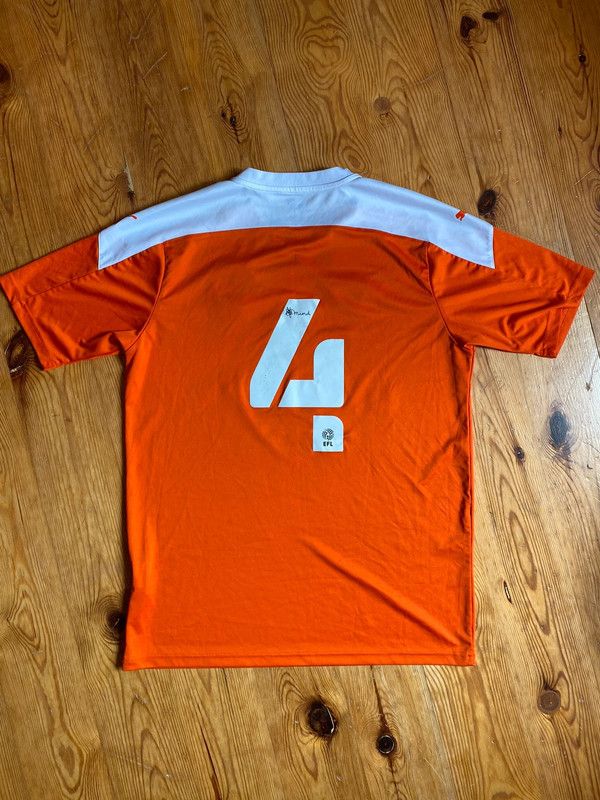 Puma Blackpool FC shirt Size US L / EU 52-54 / 3 - 6 Thumbnail