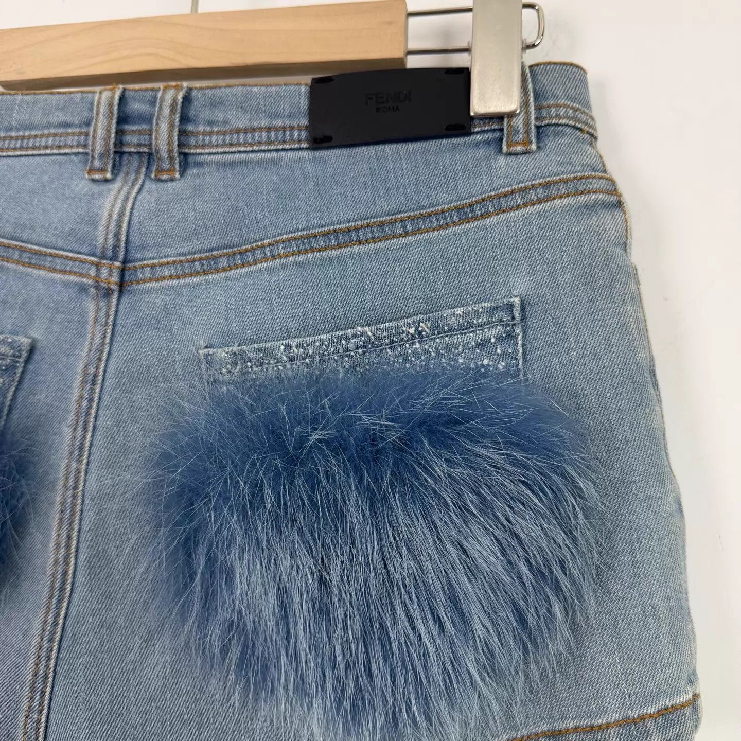 Fendi Fendi Pom Pom Denim Shorts 40 99 New Size 27" / US 4 / IT 40 - 4 Thumbnail