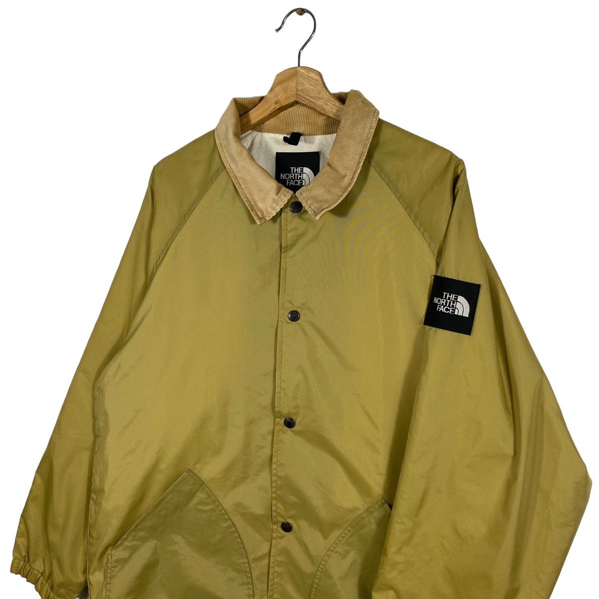 The North Face The North Face Snap Button Patch Logo Light Jacket Size US L / EU 52-54 / 3 - 5 Thumbnail