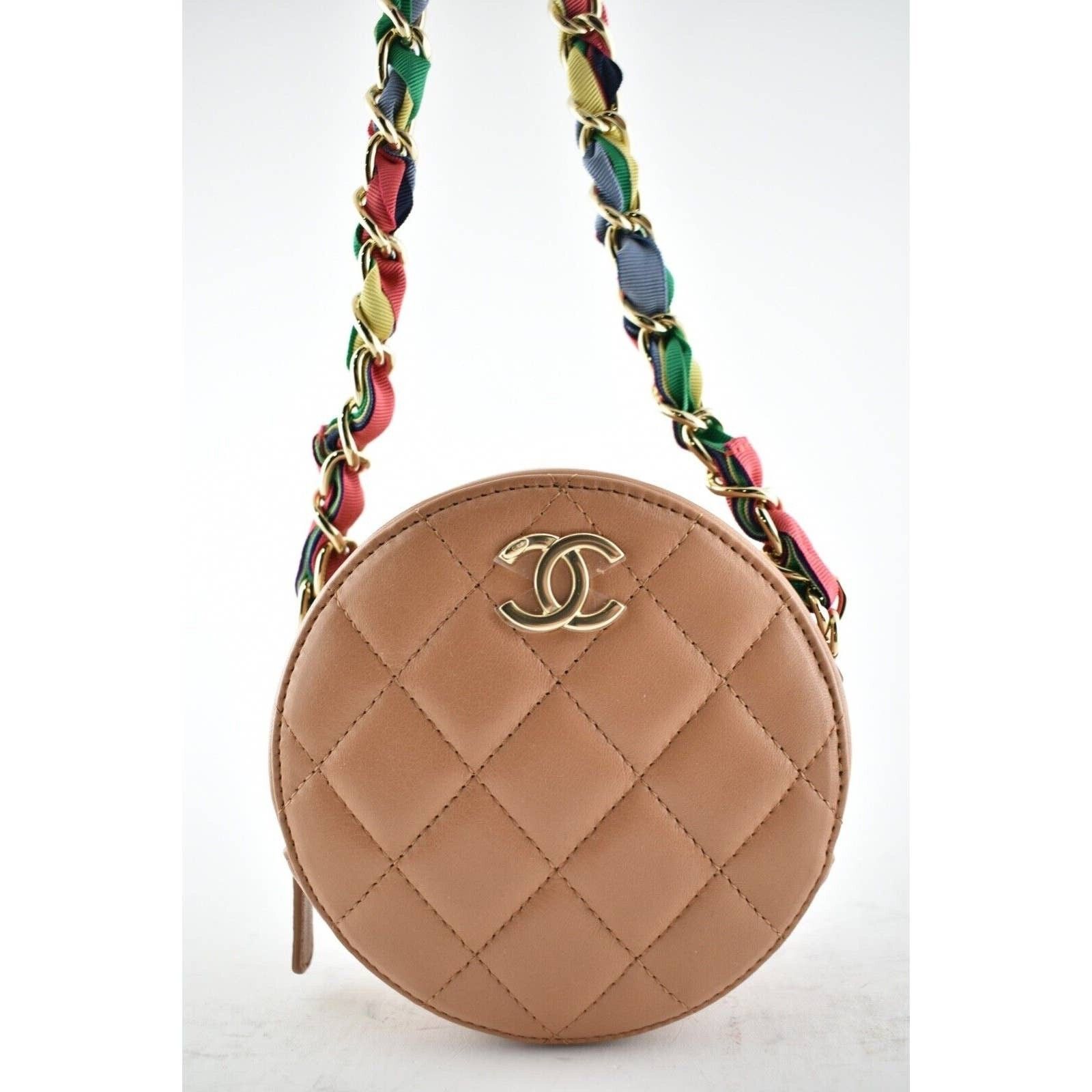 Chanel Chanel Round Clutch On Chain CC Shoulder Crossbody Bag Size ONE SIZE - 3 Thumbnail