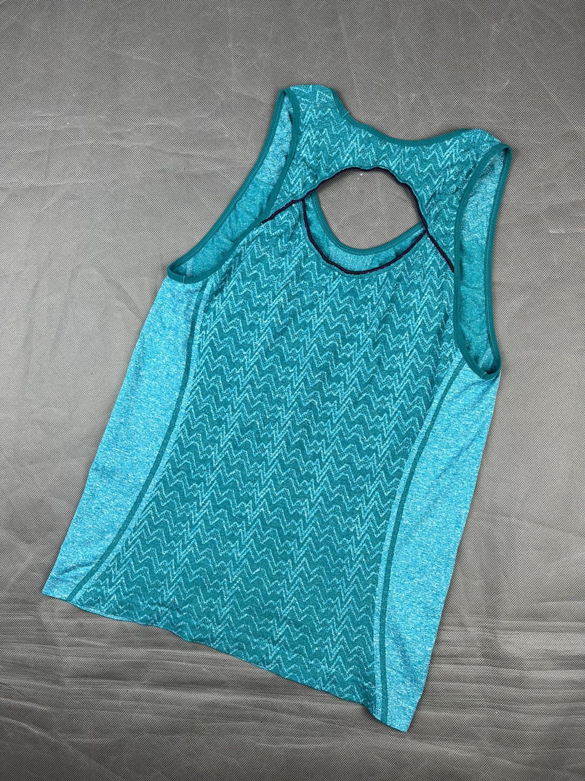 Salomon 🩵Salomon tank top sleeveless undershirt running tee Size M / US 6-8 / IT 42-44 - 4 Thumbnail