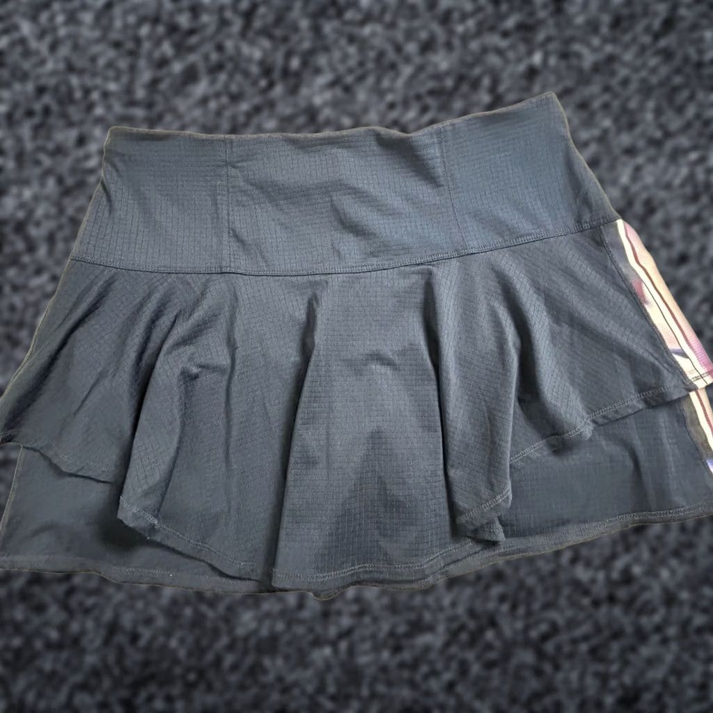Vintage Lucky in Love Women’s Eyelet Lace Tier Tennis Skirt XL 16 Blue Stretch Athletic Skort Women XL Blue Athletic Summer Sports 90s Size 40" / US 18 - 1 Thumbnail