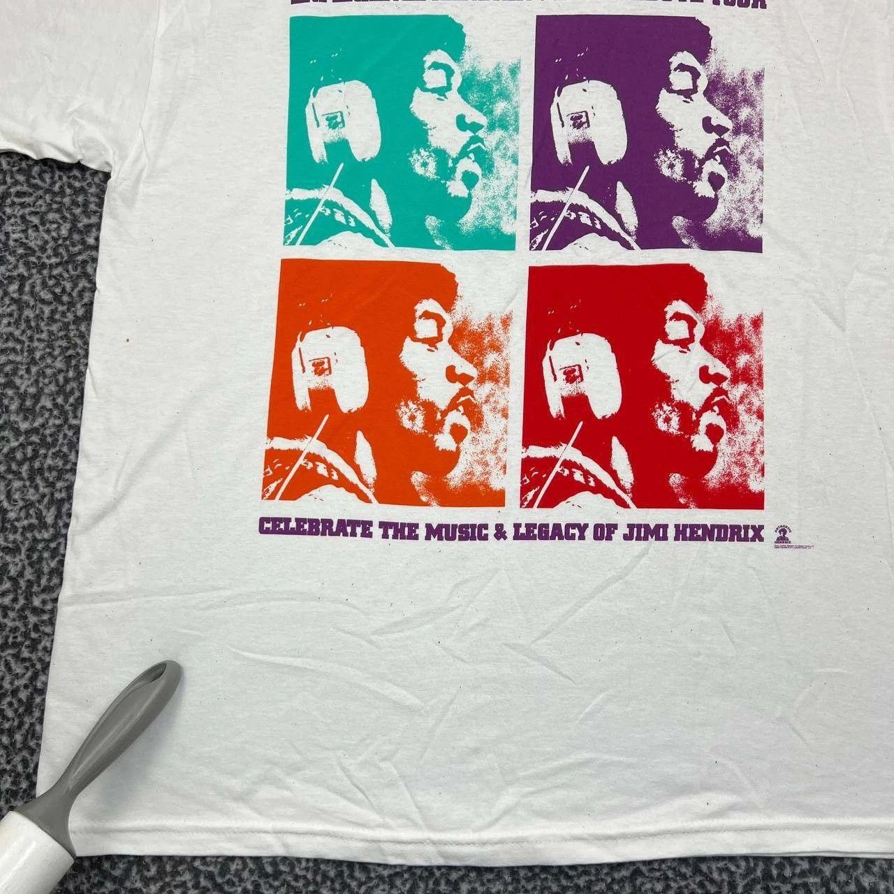 Gildan Vintage Experience Jimi Hendrix Shirt Men XL White Gildan Size US XL / EU 56 / 4 - 6 Thumbnail