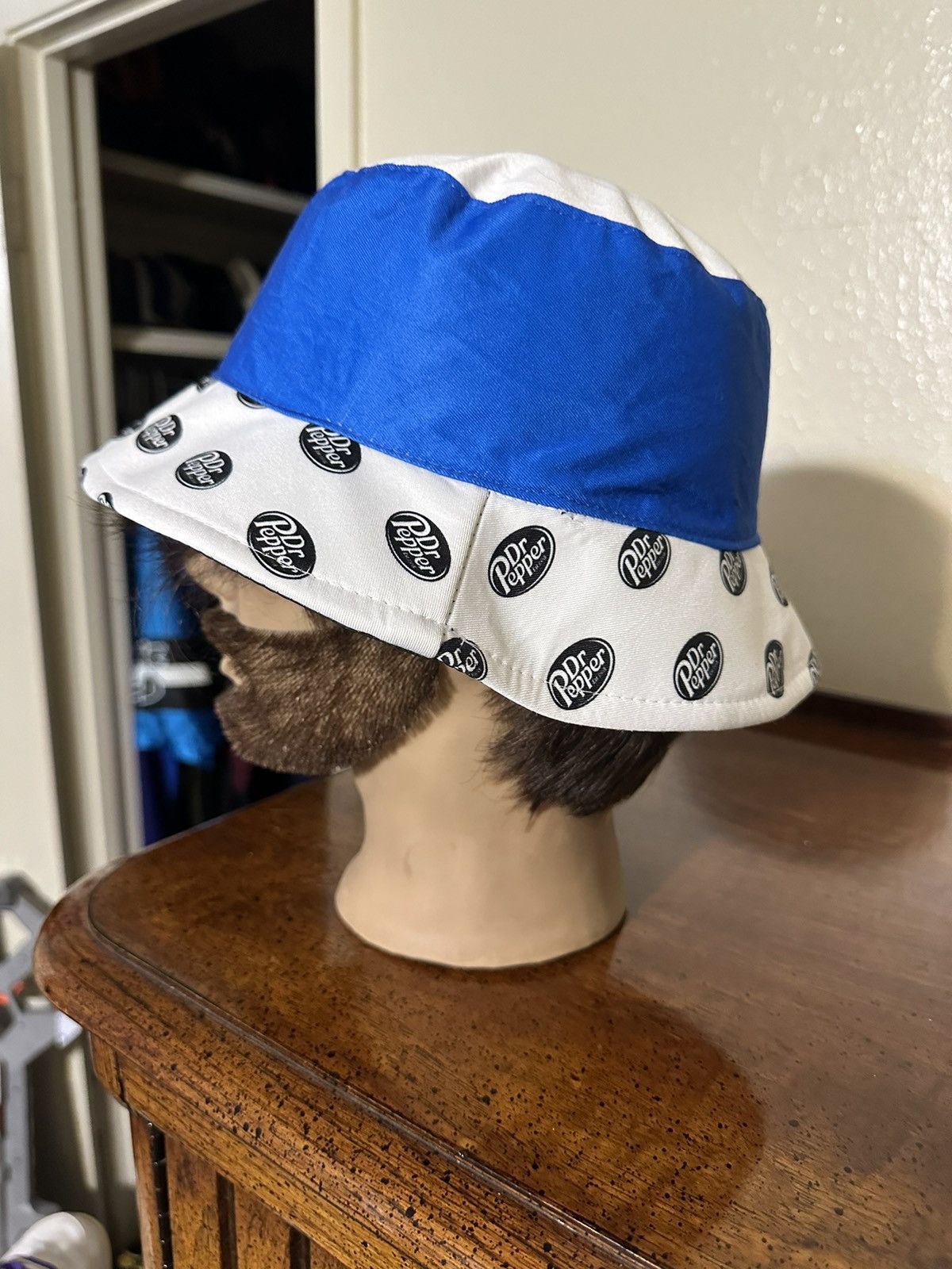 NBA × Vintage Vintage NBA Dr. Pepper Dallas Mavericks bucket hat 00s Size ONE SIZE - 5 Thumbnail