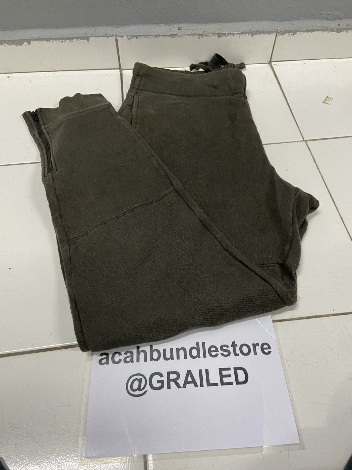 Lemaire × Uniqlo UNIQLO X LEMAIRE JOGGER PANTS Size US 31 - 15 Thumbnail