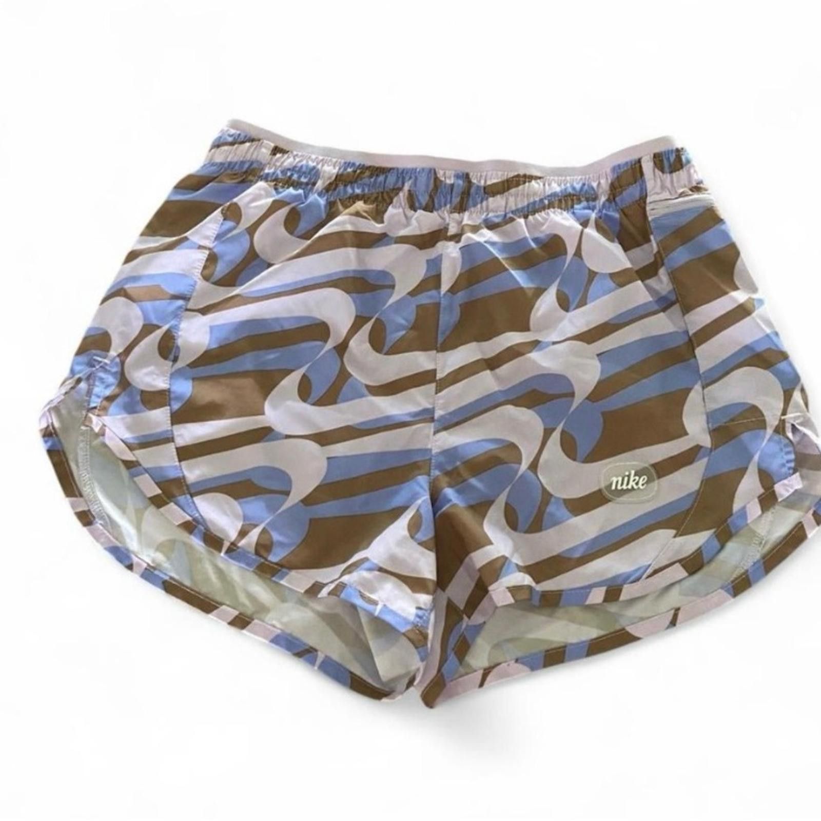 Nike Nike Women's Set of 4 Dri-Fit Athletic Shorts Size Small Size 28" / US 6 / IT 42 - 5 Thumbnail