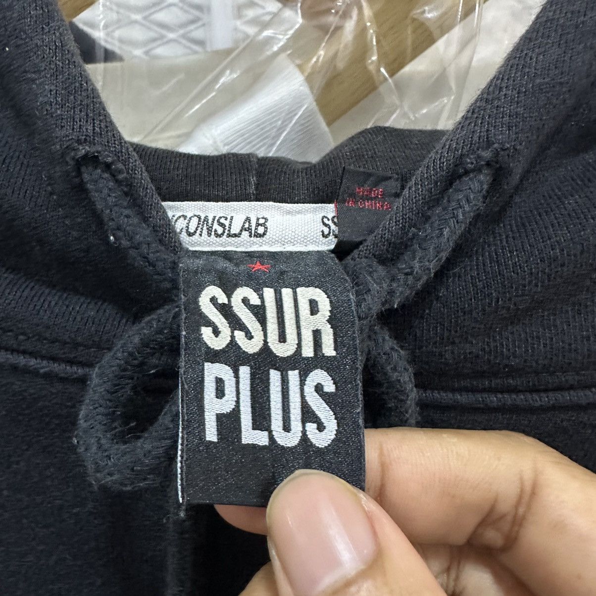 SSUR HEAVYWIGHT SSUR PLUS x ICONSLAB SMOKE GRAPHIC HOODIE Size US XL / EU 56 / 4 - 5 Thumbnail