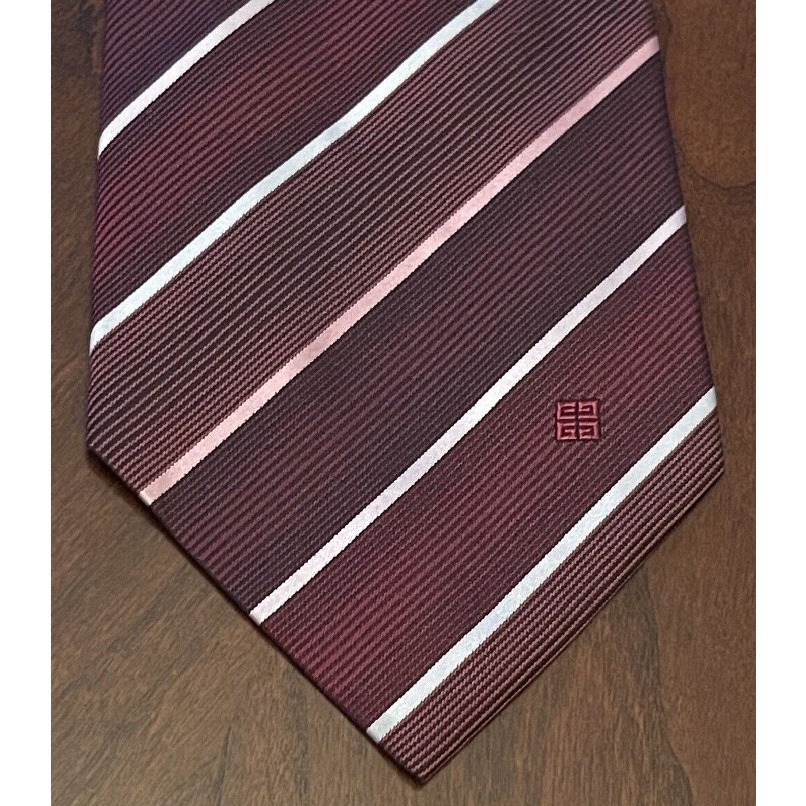 Givenchy Givenchy 100% Silk Men’s Neck Tie Made In Italy Size ONE SIZE - 1 Thumbnail