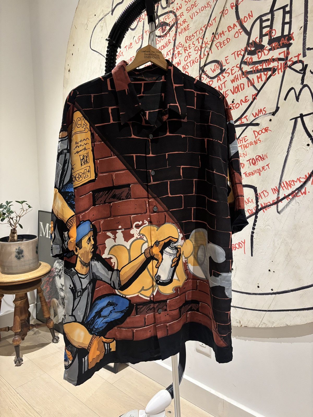 Vintage Vintage 90s Mecca Sport Graffiti Artwork Button Down Shirt Size US XL / EU 56 / 4 - 2 Thumbnail