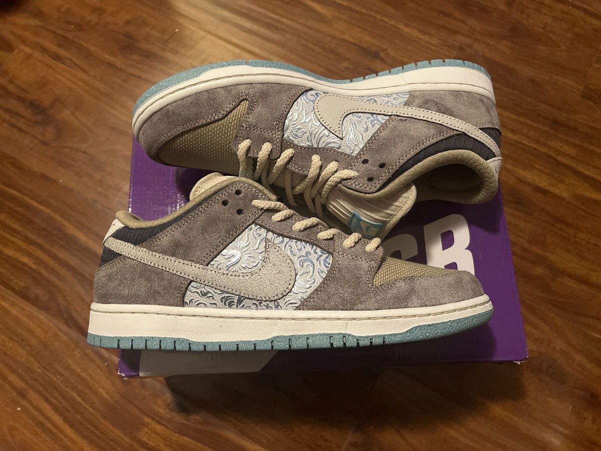 Nike SB Dunk Big Money Savings Size US 10 / EU 43 - 3 Thumbnail