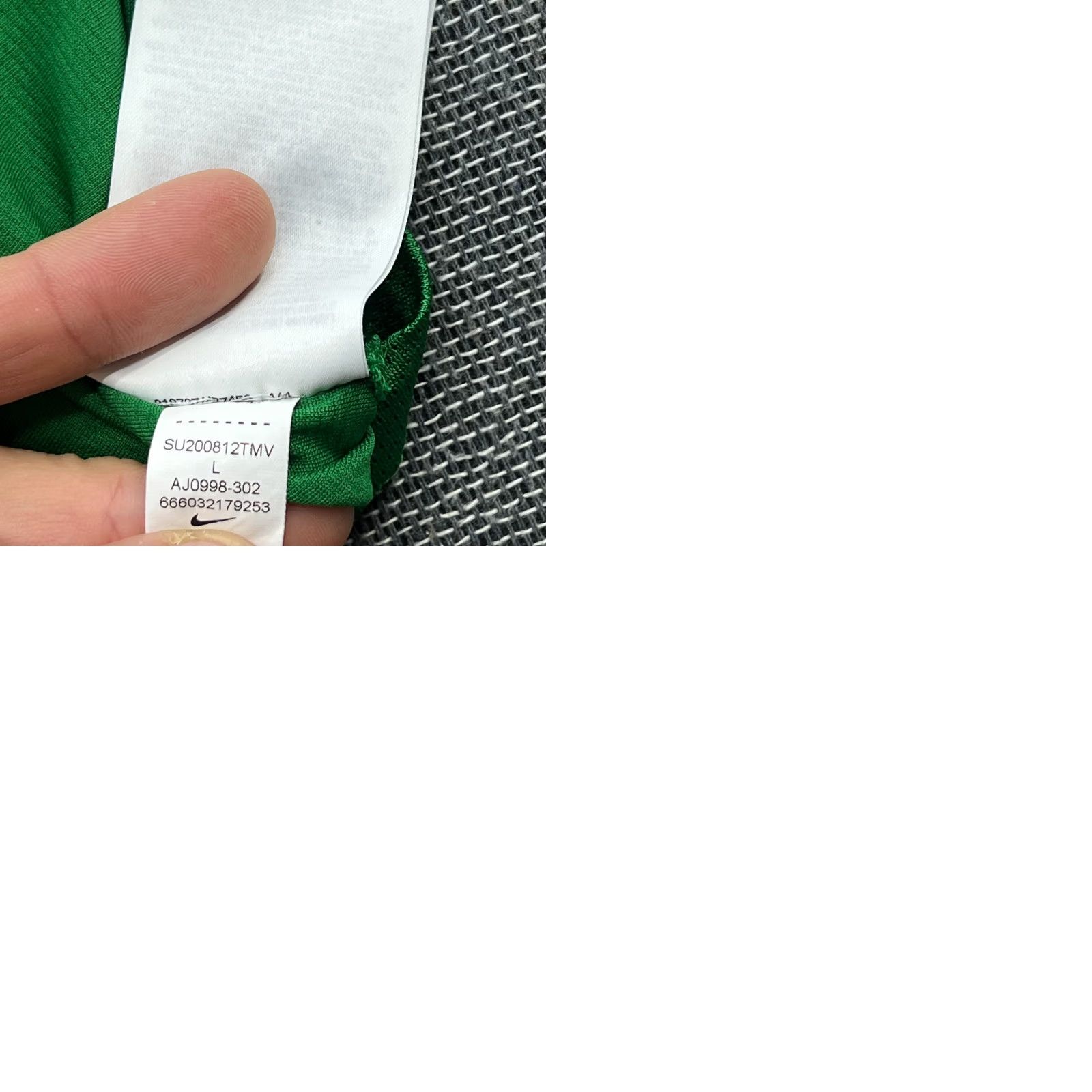 Nike Nike Goalkeeper Football Jersey Shirt L Men Green Short Sleeve Pullover Activewear Quick Dry 2020 2021 St.Pölten Vintage No Size US L / EU 52-54 / 3 - 9 Thumbnail