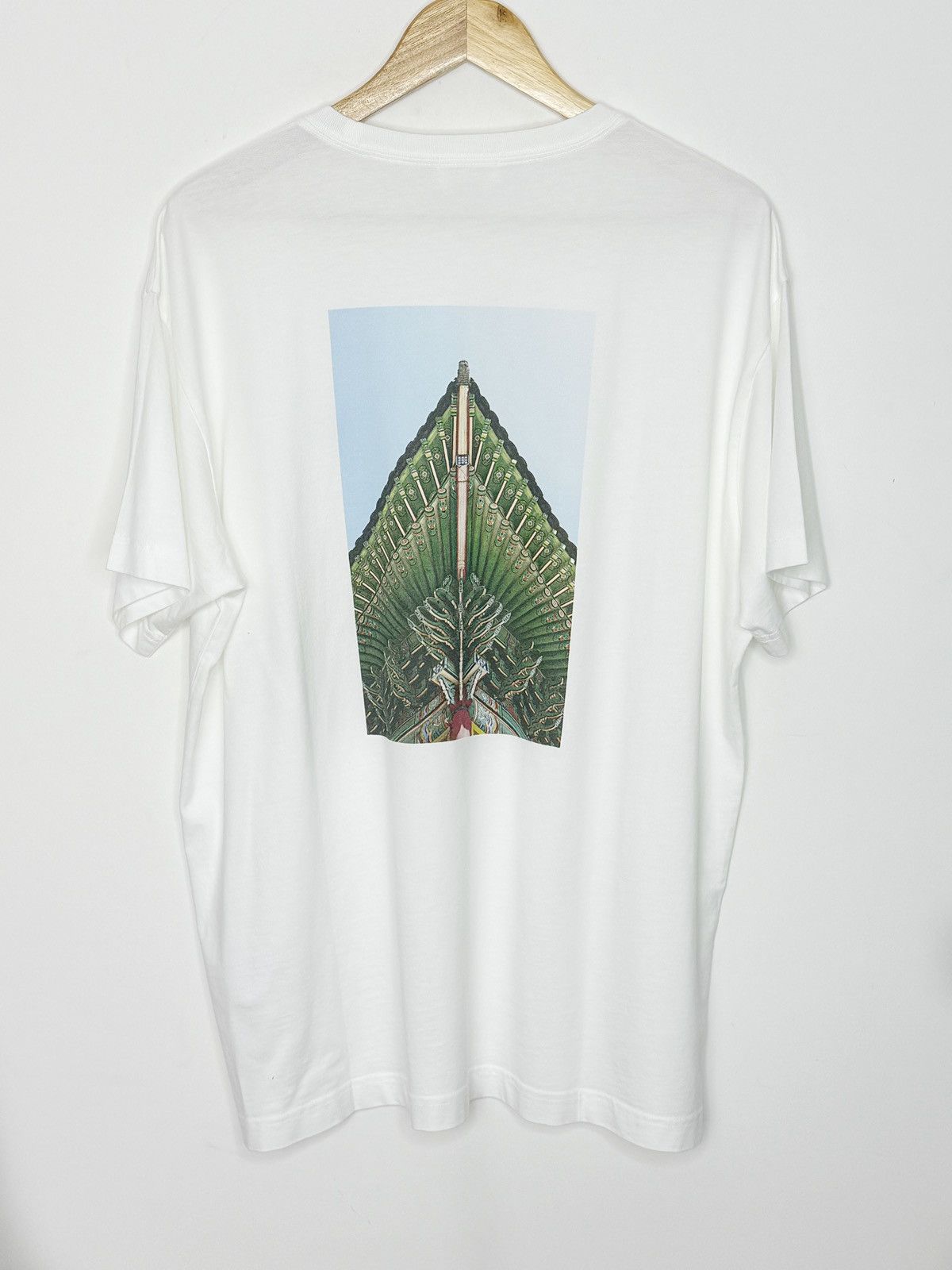 Kith Seoul Tee