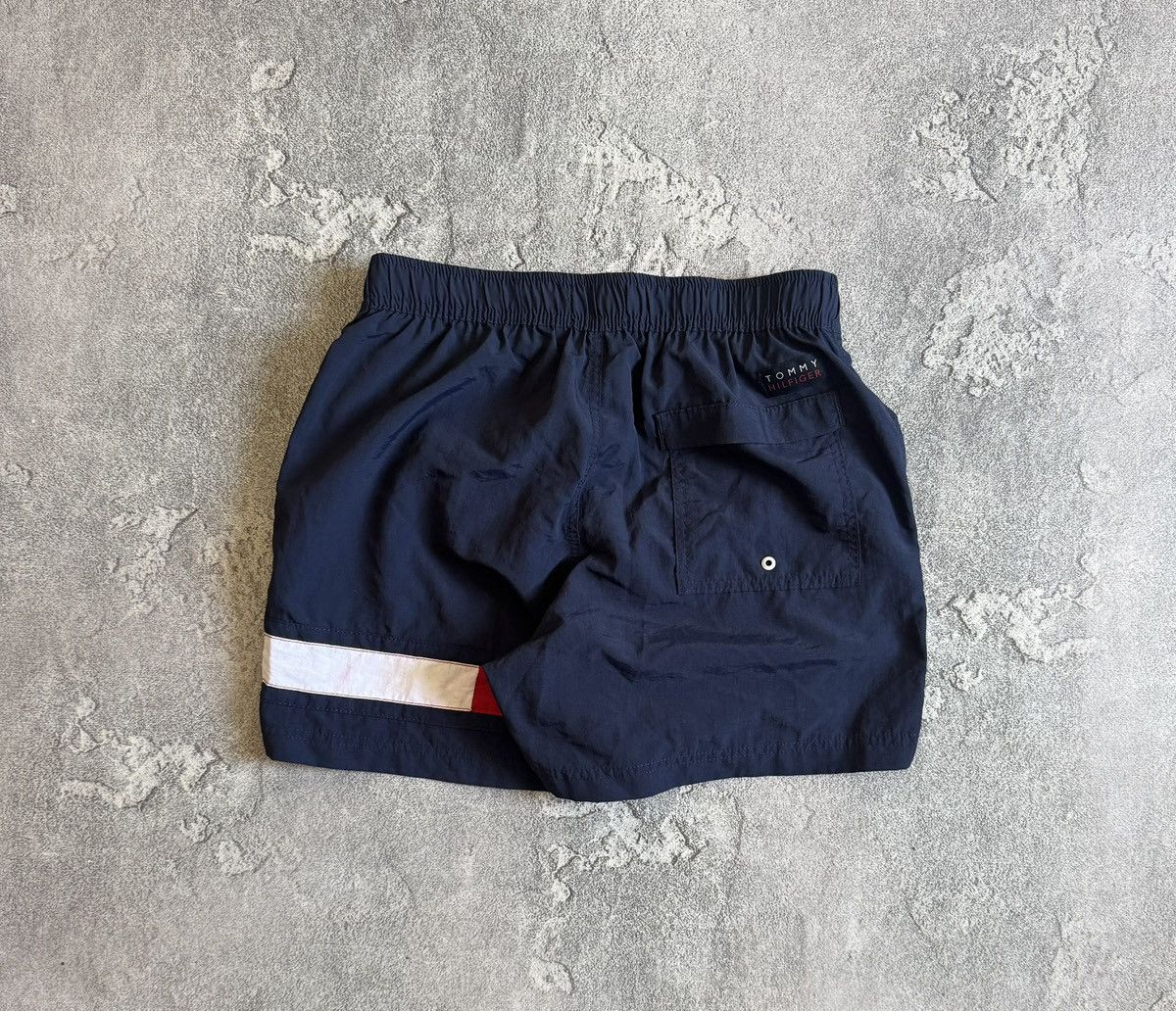 Tommy Hilfiger Tommy Hilfiger S big logo nylon shorts 🩳 summer beach Size US 30 / EU 46 - 8 Thumbnail