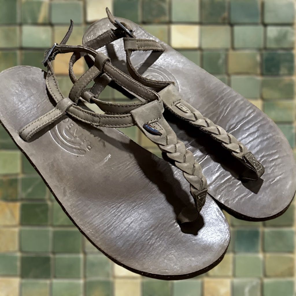 Rainbow Rainbow Sandals T-Street Women Size M 6.5-7.5 Leather Comfort Braided Thong Size US 5 / IT 35 - 1 Thumbnail