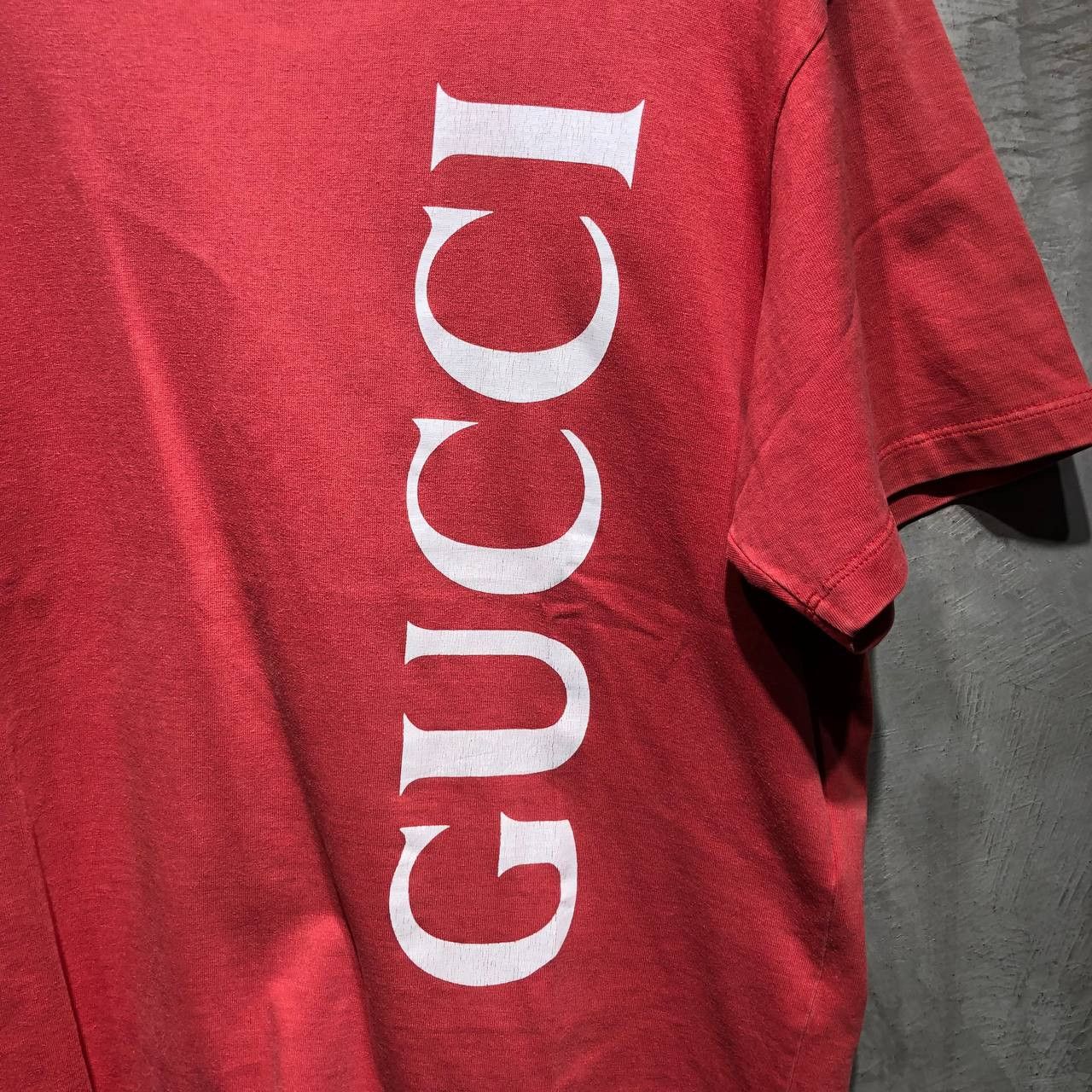 Gucci Gucci Vertical Logo tee Size US M / EU 48-50 / 2 - 2 Thumbnail