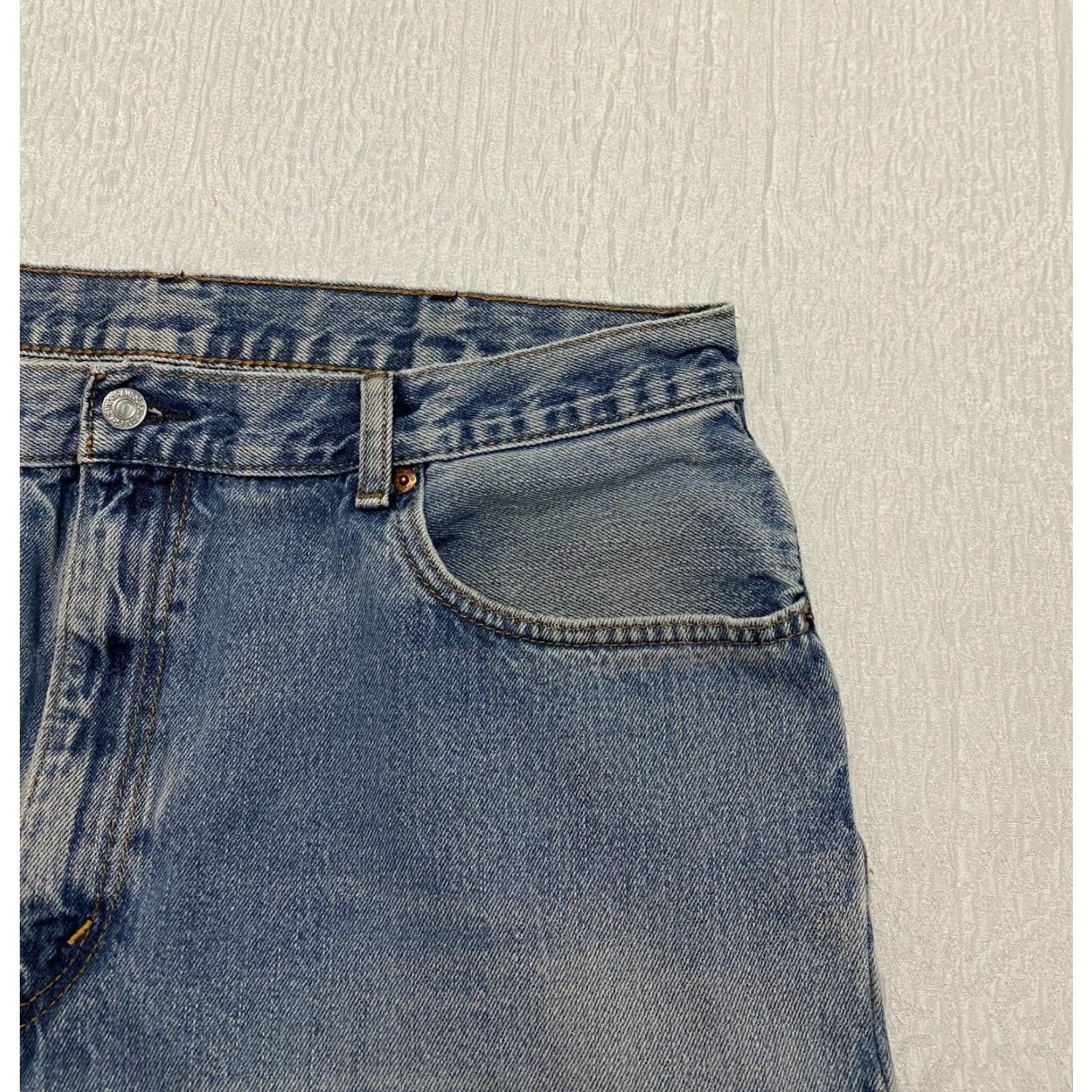 Levi's VINTAGE Levi's 560 Jeans Mens 40x32 Blue Comfort Fit Baggy 90s Grunge Levi's 500 Series Mens Jeans Blue Size US 40 / EU 56 - 4 Thumbnail