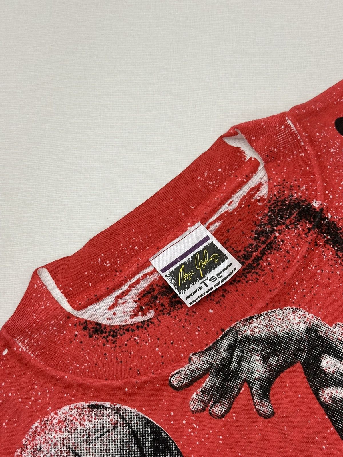 Jordan Brand Vintage 90s Michael Jordan Chicago Bulls AOP MagicJohnsonT’s Size US L / EU 52-54 / 3 - 8 Thumbnail