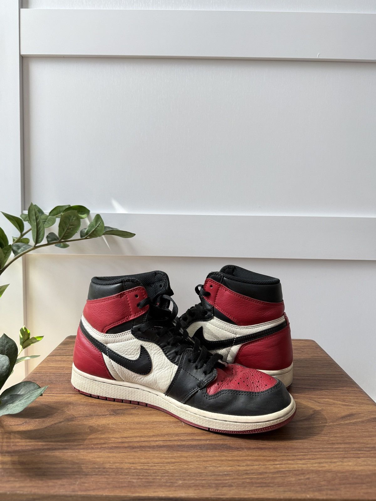 Jordan Brand Jordan 1 High Bred Toe Size US 9.5 / EU 42-43 - 7 Thumbnail