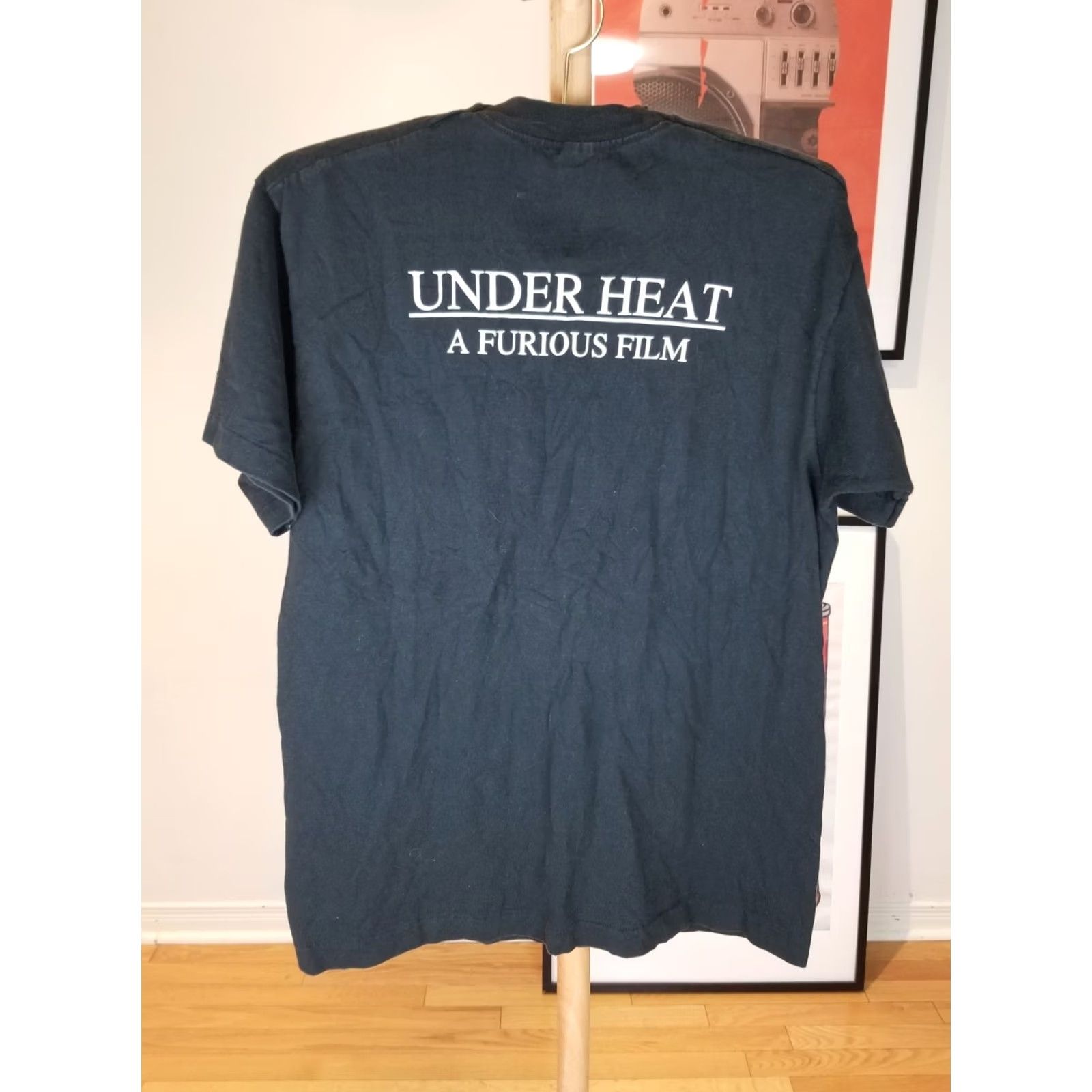 Fruit Of The Loom VINTAGE UNDER HEAT A FUIRIOUS FILM CREW BLACK COTTON SINGLE STITCH T-SHIRT L Size US L / EU 52-54 / 3 - 7 Thumbnail