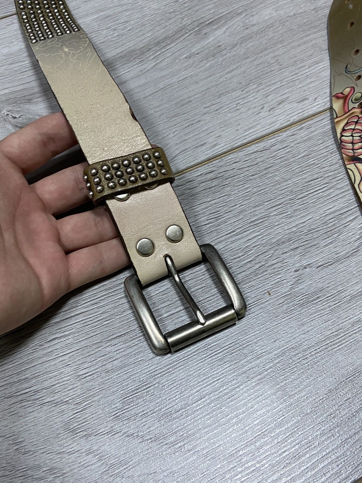 Ed Hardy Ed Hardy skull 💀 vintage buttons leather belt over print Size ONE SIZE - 3 Thumbnail