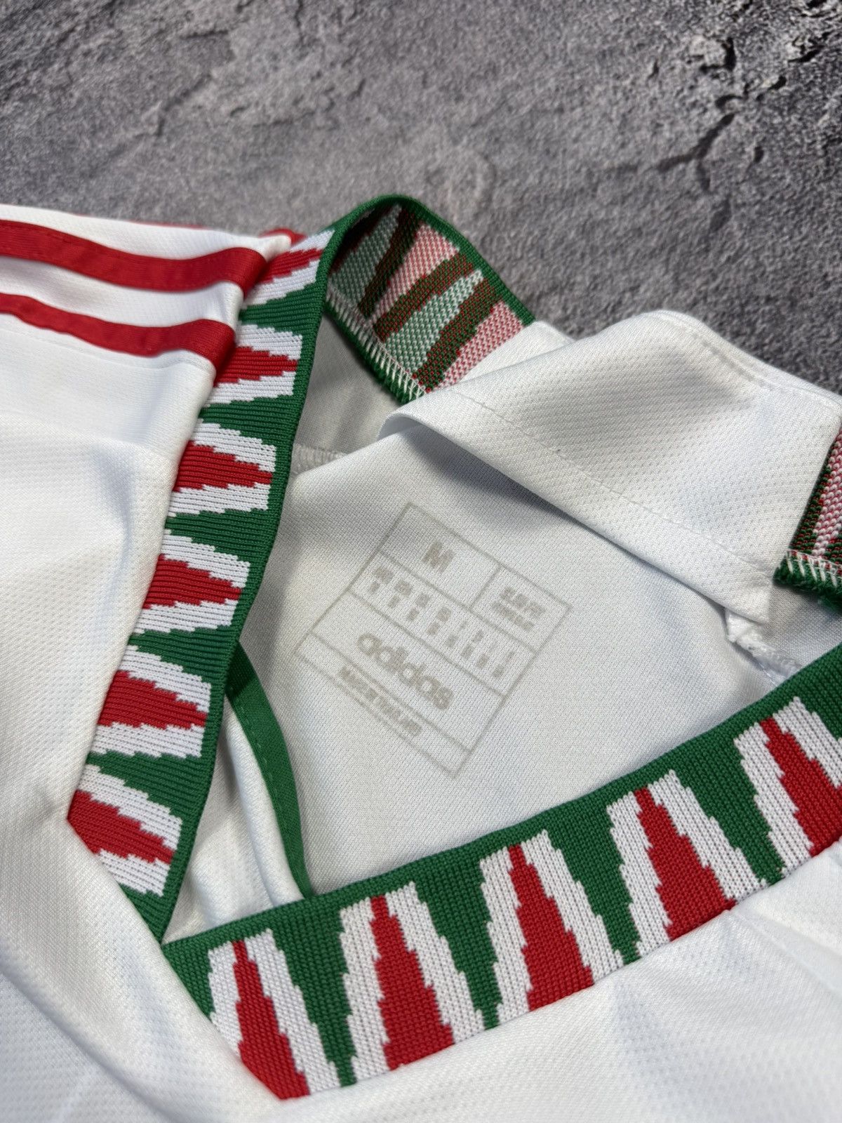 Adidas Wales Away Jersey 2022/23 — Perfect Condition Size US M / EU 48-50 / 2 - 4 Thumbnail